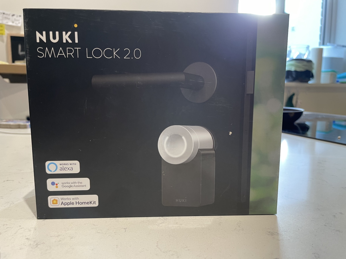 Nuki Smart Lock 2.0 box